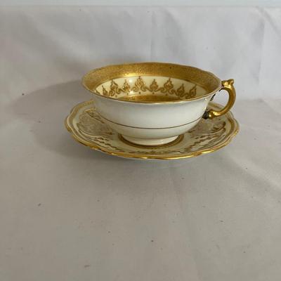 Three Tiffany & Company Tea Cups & Saucers (GB-MG)