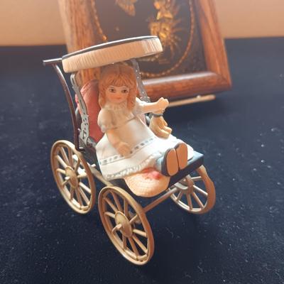 SWISS CHALET MUSIC BOX, MIRRORED HUMMINGBIRD AND BABY IN A CARRIAGE