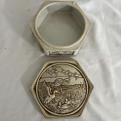 Shapes of Clay by Stan Langtwait Mt. Saint Helens Ash Art & More (GB-MG)