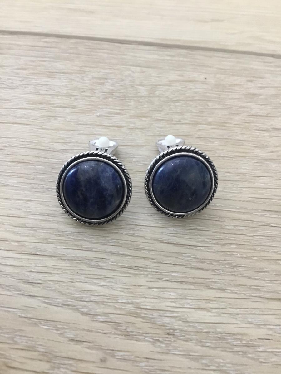 Retro 3D Rose Clip-On Earrings - Vintage Silver Tone Metal Flower Design