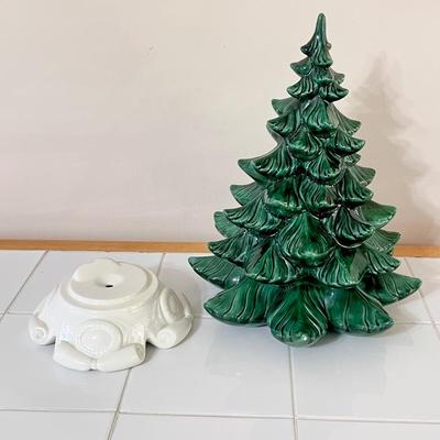 19” Tall Vtg. Glazed Ceramic Christmas Tree