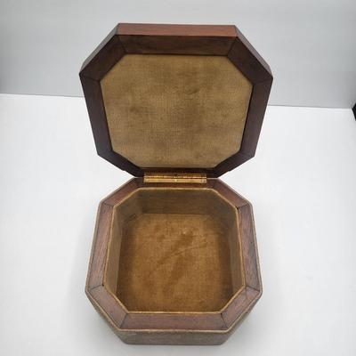 Men's Suede Italy Jewelry Box & Buckle Collection Camaro