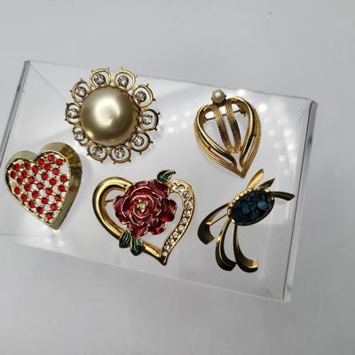 Vintage Jewelry Box Filled With Vintage Jewelry