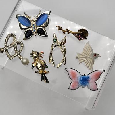 Vintage Jewelry Box Filled With Vintage Jewelry