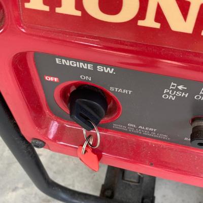Honda Generator EM 5000S w/Cover