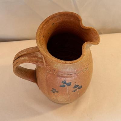 Ceramic Pitchers and More (K-DZ)
