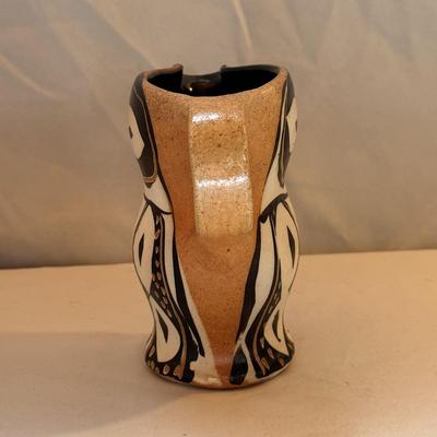 Ceramic Pitchers and More (K-DZ)