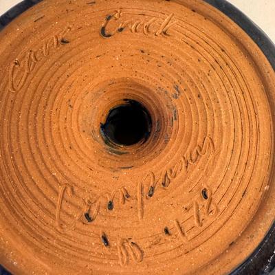 Earth-Toned Pottery (K-DZ)