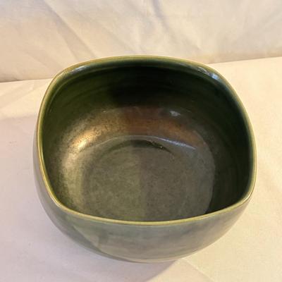 Earth-Toned Pottery (K-DZ)