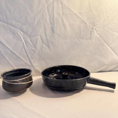 Earth-Toned Pottery (K-DZ)
