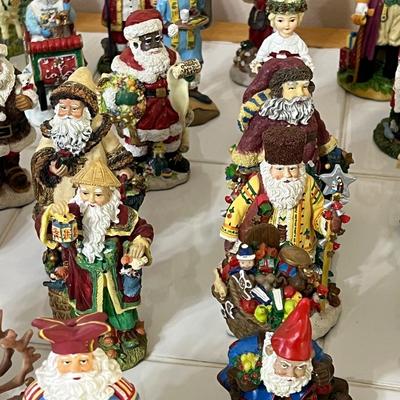 INTERNATIONAL RESOURCING SERV ~ (60) The International Santa Collection Figurines