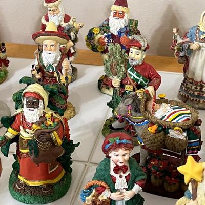 INTERNATIONAL RESOURCING SERV ~ (60) The International Santa Collection Figurines