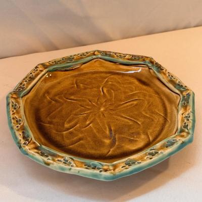 Assortment of Handmade Pottery (K-DZ)