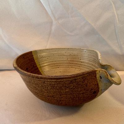 Three Nesting Ceramic Bowls (K-DZ)