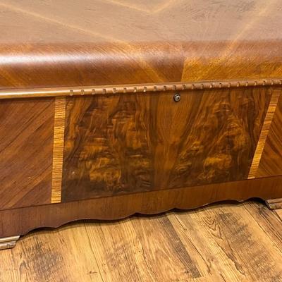 LANE ~ Vtg. Solid Wood Inlaid Cedar Chest ~*Read Details