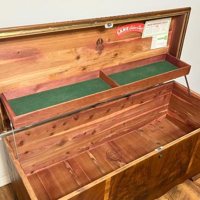 LANE ~ Vtg. Solid Wood Inlaid Cedar Chest ~*Read Details