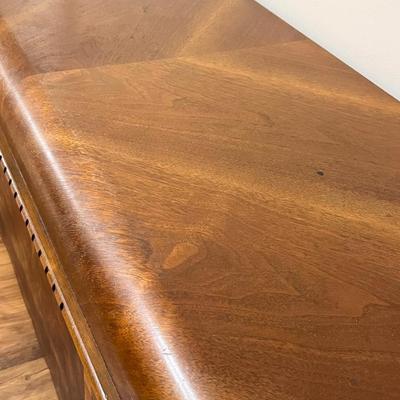 LANE ~ Vtg. Solid Wood Inlaid Cedar Chest ~*Read Details