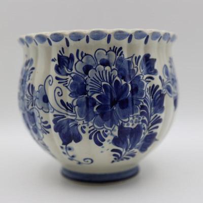 Delft Hand Painted Plant Pot, Holland
