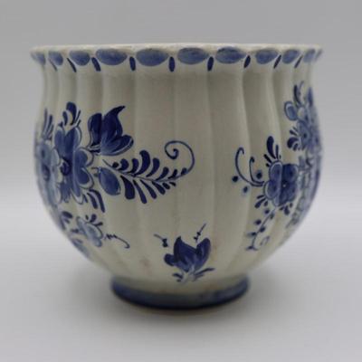 Delft Hand Painted Plant Pot, Holland