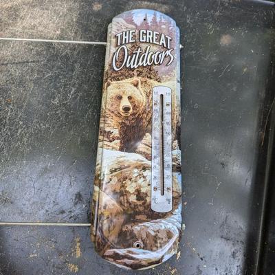 Metal Bear Thermometer