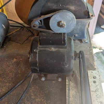 Rolling Woodworking Table