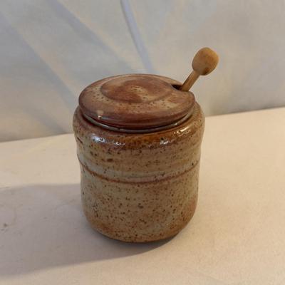 Ceramic and Glass Food Storage Jars (K-DZ)