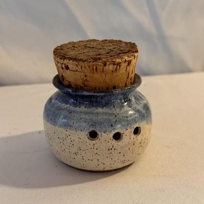 Ceramic and Glass Food Storage Jars (K-DZ)