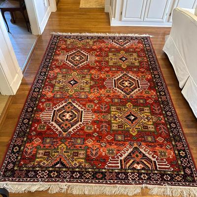 Oriental Rug 6’ x 9’