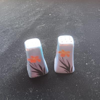 HAND PAINTED DISH AND SALT/PEPPER SHAKERS
