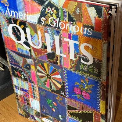 Oversized Coffee Table Book - Americas Glorious Quilts