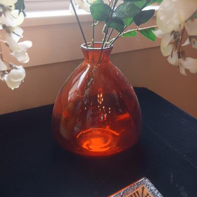 DECORATIVE FRUIT, GLASS PINEAPPLE PLATE & VASE PLUS FAUX PLANT IN METAL POT