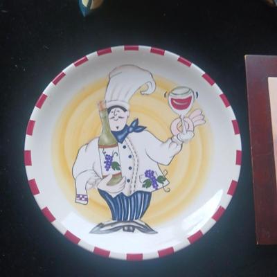 ITALIAN THEMED PLATES, HOT PLATE, SOAP DISPENSER AND SALT/PEPPER SHAKERS
