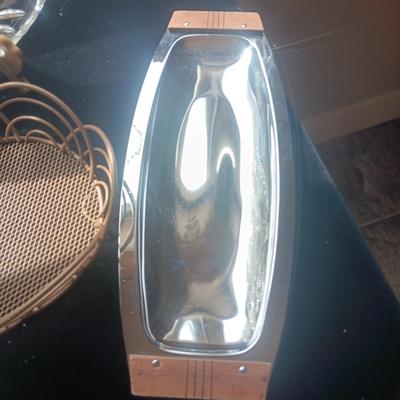 GLASS PLATTER, METAL BASKET, CLAY CREAMER, CAKE SERVING UTENSILS AND METAL SERVING TRAY