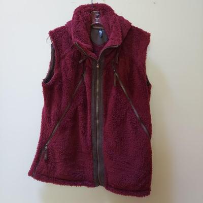 Women's Sweatshirts and Jackets by North Face, Columbia and more (PC2-BBL)