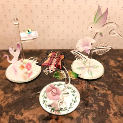 Lot #83 Lot of 3 crystal figurines - each on mirrored base