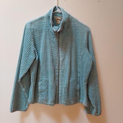 Women's Tops by Woolrich, Patagonia and More (PC2-BBL)
