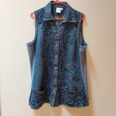 Women's Tops by Woolrich, Patagonia and More (PC2-BBL)