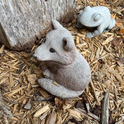 Frog, fox and a fawn