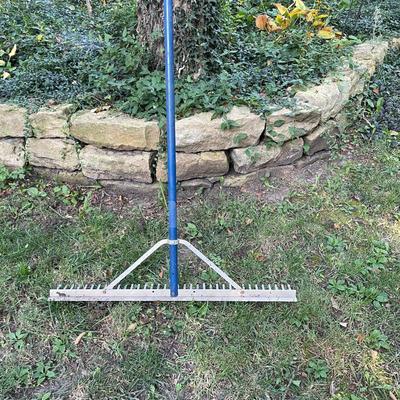 Tall rake