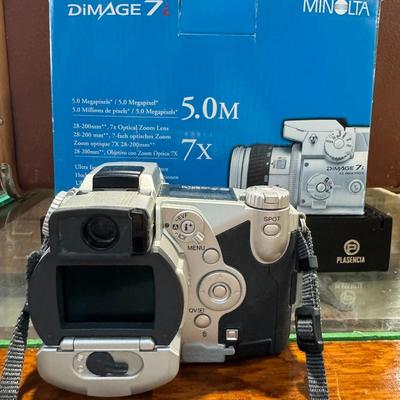 Minolta Dimage7i Digital Camera