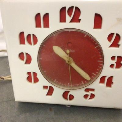 Vintage Kitchen Clocks