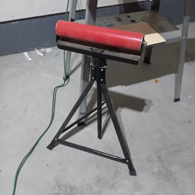 DELTA 10" MITER SAW ON A STAND, ROLLER STAND