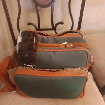 RICOH XR7 35mm CAMERA WITH MANY EXTRAS AND CARRY CASE