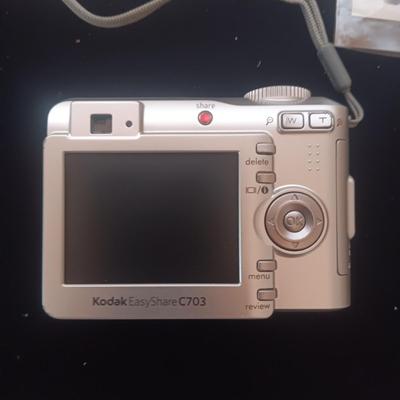 KODAK EASYSHARE C703 DIGITAL CAMERA W/DOCK