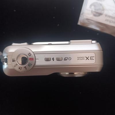 KODAK EASYSHARE C703 DIGITAL CAMERA W/DOCK