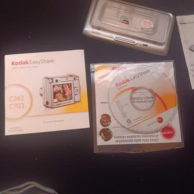 KODAK EASYSHARE C703 DIGITAL CAMERA W/DOCK