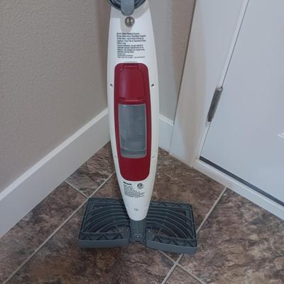 SHARK FLOOR STEAM CLEANER, BOX FAN AND NO SLIP RUG