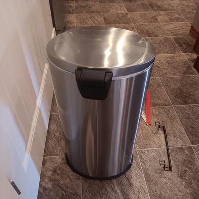 STEP STAINLESS STEEL TRASH CAN, EZ MOVERS, FOLDING YARDSTICK AND CABINET TOWEL RACK