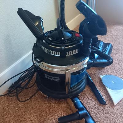 LIKE NEW FILTERQUEEN MAJESTIC BAGLESS VACUUM W/HEPA FILTRATION & POWER NOZZLE