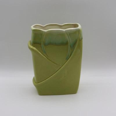 Vintage Royal Haeger Vase